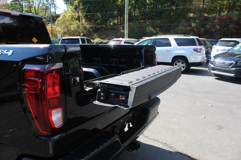 used 2021 GMC Sierra 1500 car, priced at $34,977