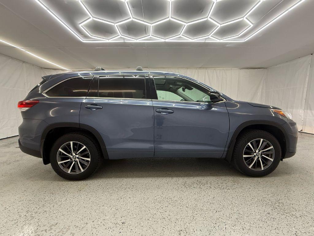 used 2017 Toyota Highlander car, priced at $18,478