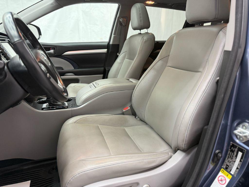 used 2017 Toyota Highlander car, priced at $18,478