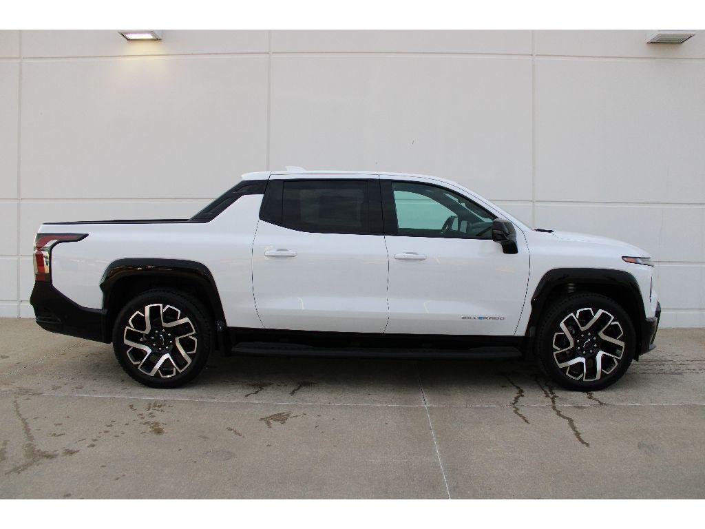 new 2025 Chevrolet Silverado EV car, priced at $80,650