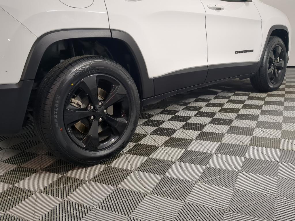 used 2019 Jeep Cherokee car, priced at $18,000