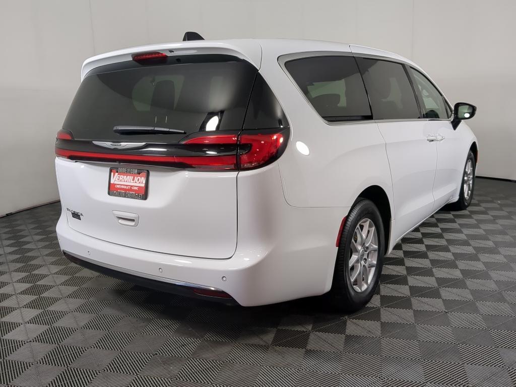 used 2024 Chrysler Pacifica car, priced at $29,500