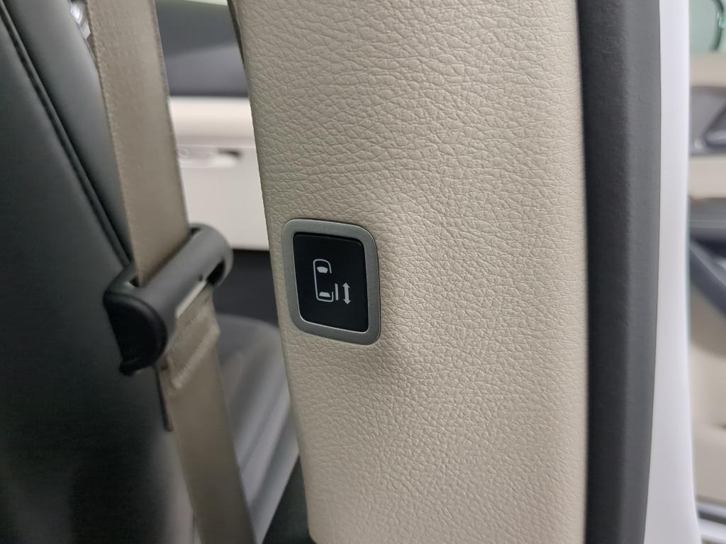 used 2024 Chrysler Pacifica car, priced at $29,500