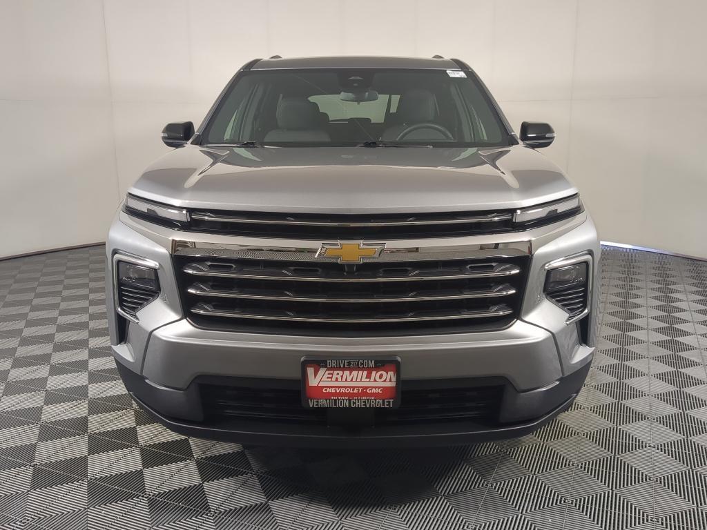 used 2025 Chevrolet Traverse car, priced at $37,698