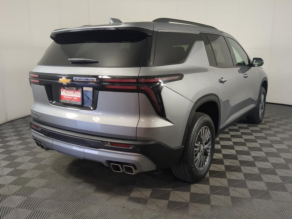 used 2025 Chevrolet Traverse car, priced at $37,698