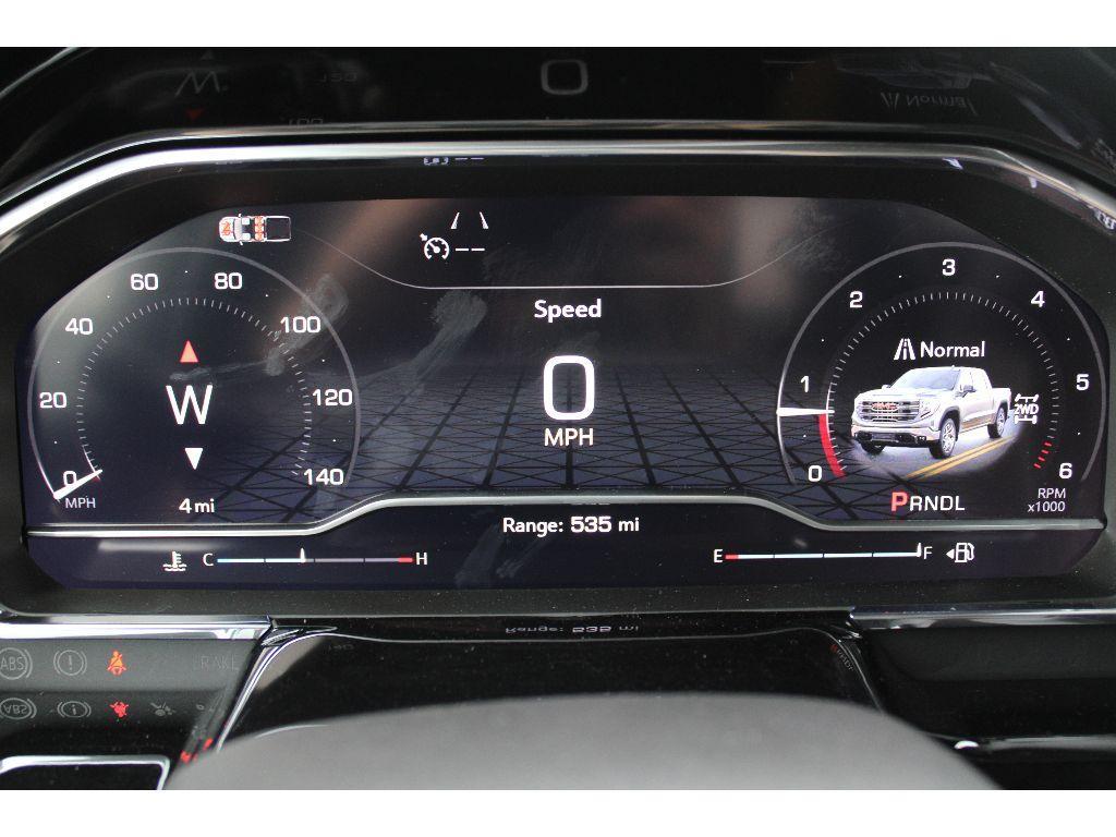 new 2025 GMC Sierra 1500 car, priced at $47,945