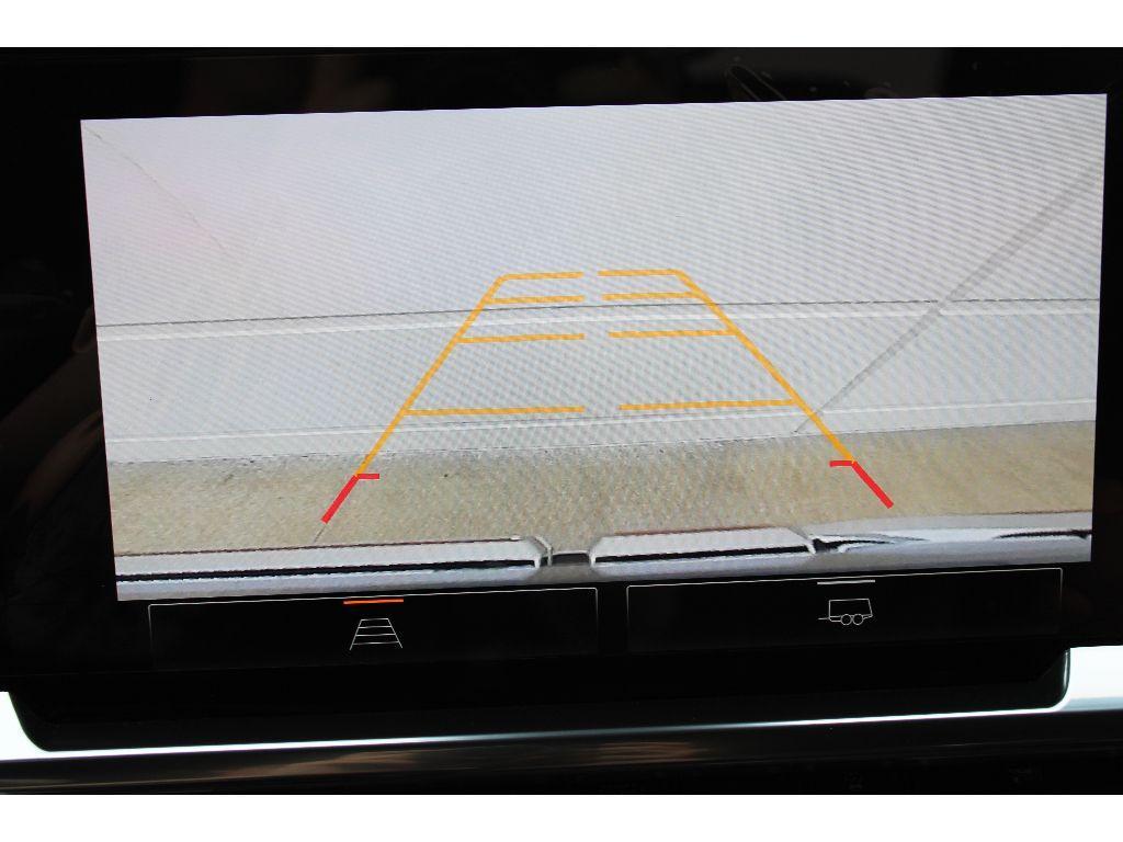 new 2025 GMC Sierra 1500 car, priced at $47,945