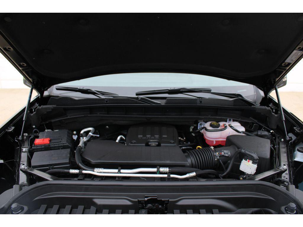 new 2025 GMC Sierra 1500 car, priced at $47,945