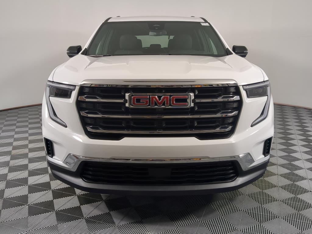 used 2025 GMC Acadia car, priced at $34,500