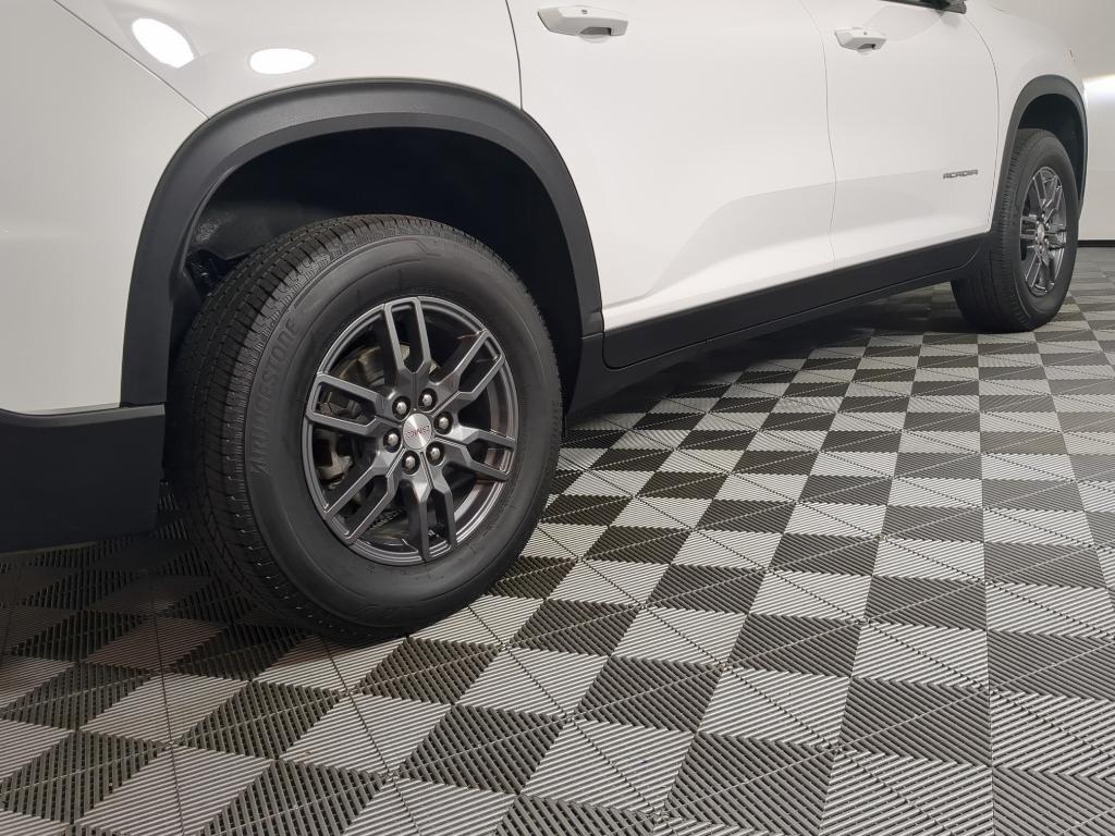 used 2025 GMC Acadia car, priced at $34,500