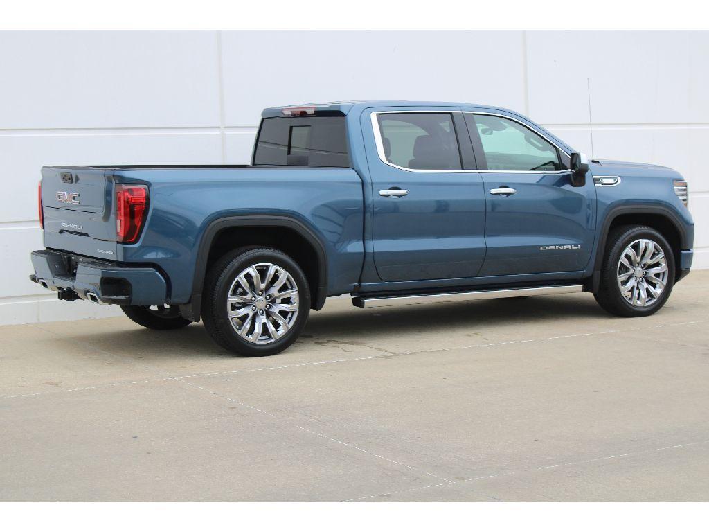 new 2026 GMC Sierra 1500 car, priced at $72,076