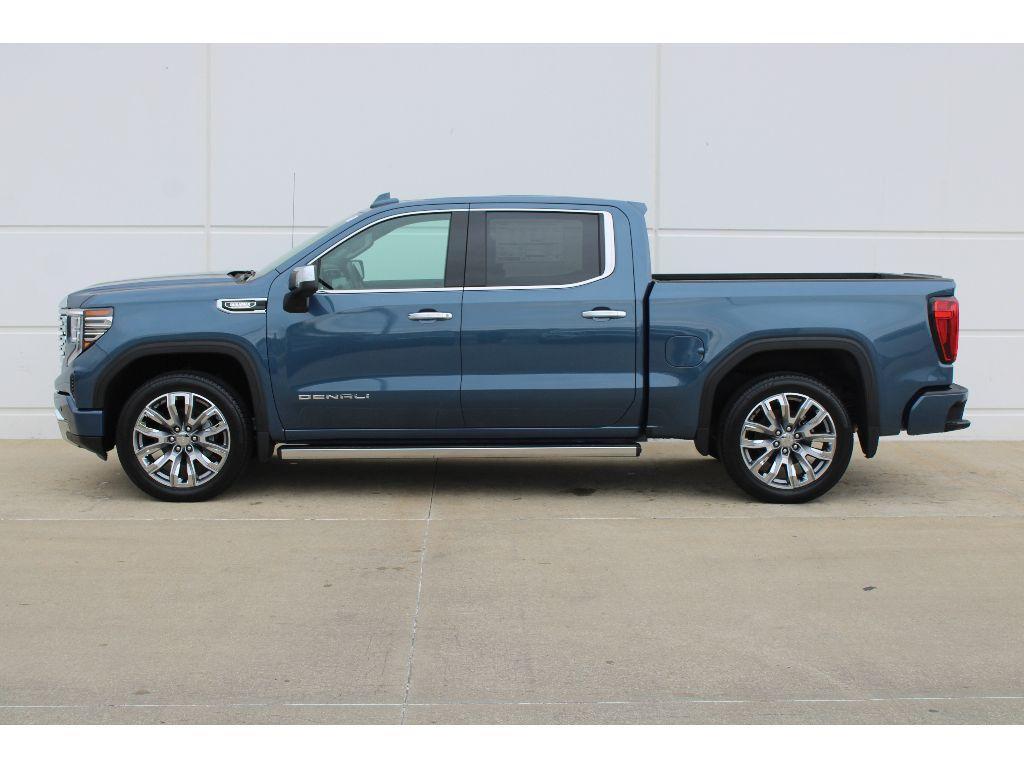 new 2026 GMC Sierra 1500 car, priced at $72,076