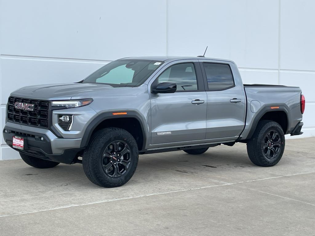 new 2025 GMC Canyon car, priced at $39,345