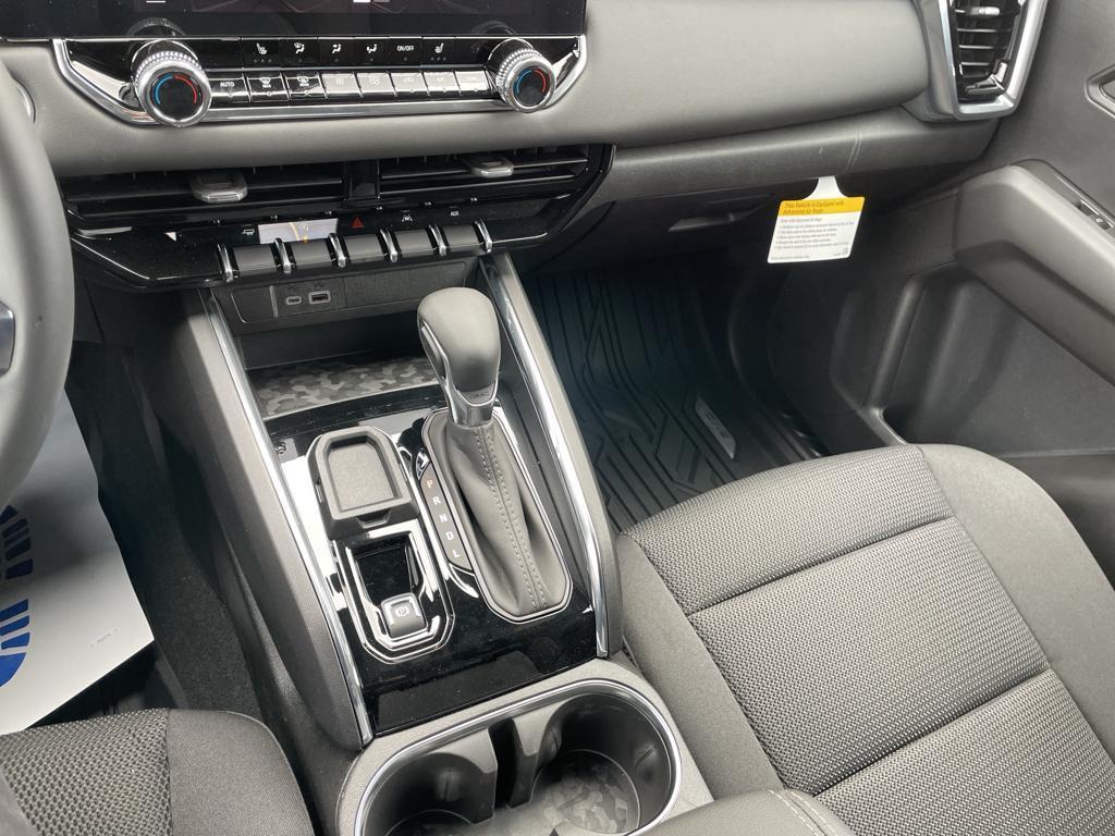 new 2025 GMC Canyon car, priced at $39,345