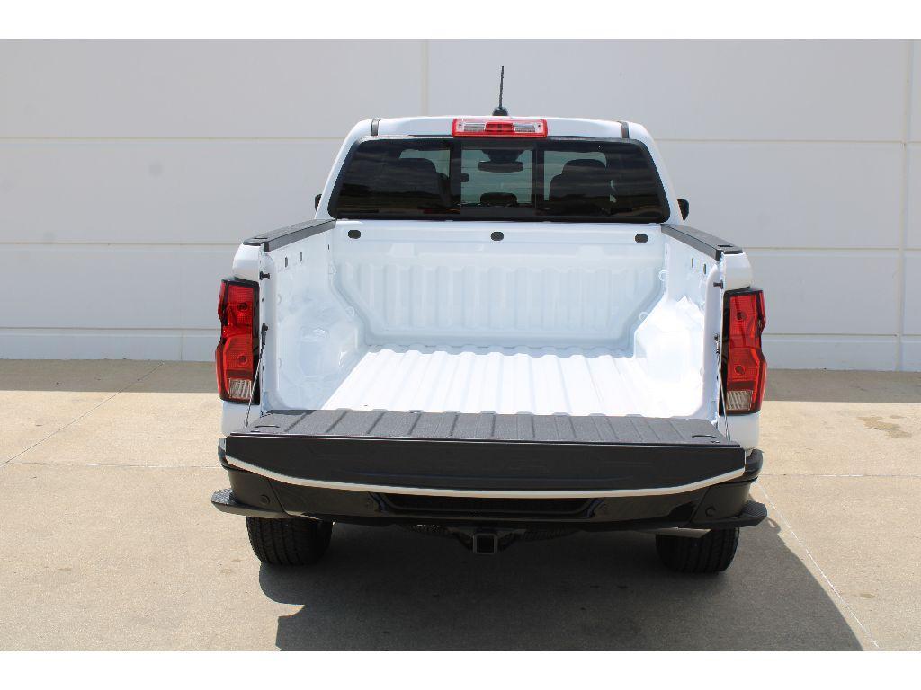 new 2025 Chevrolet Colorado car, priced at $28,648