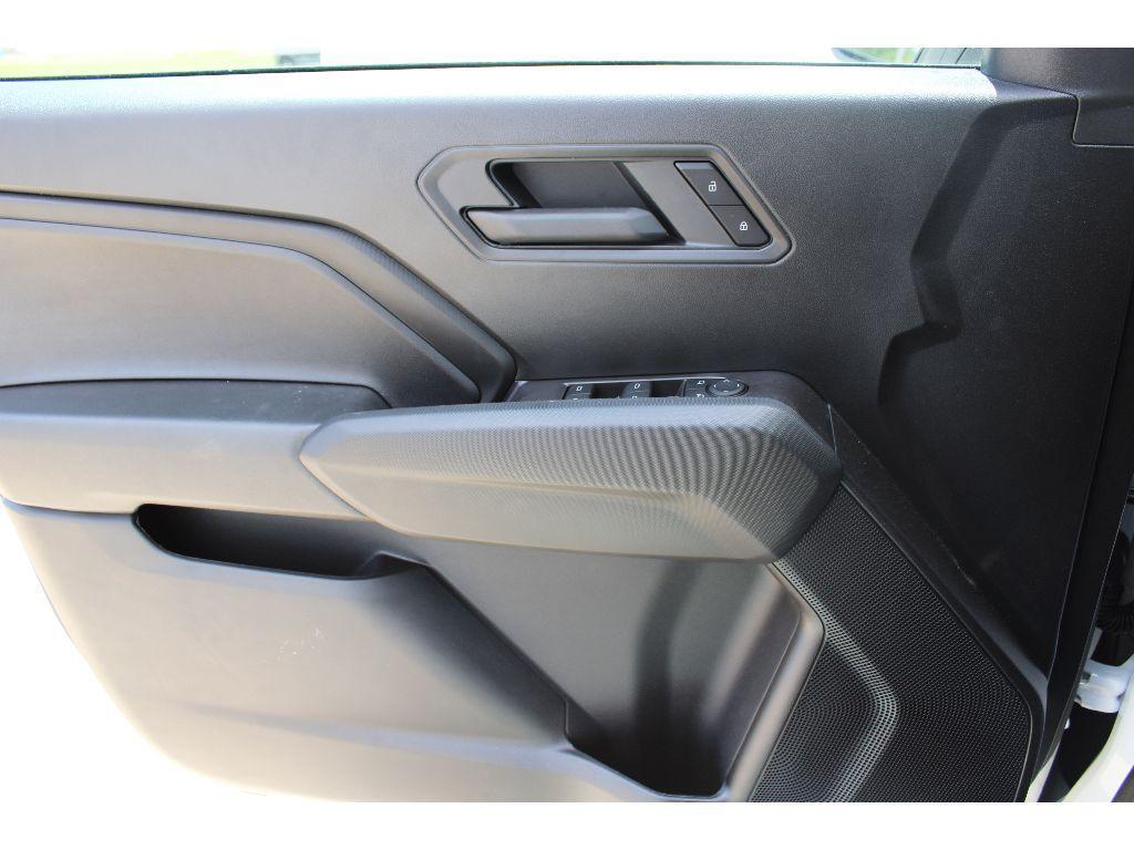 new 2025 Chevrolet Colorado car, priced at $28,648