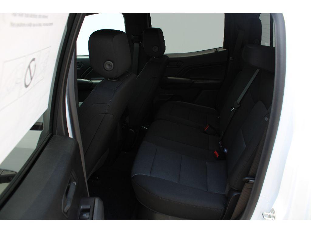 new 2025 Chevrolet Colorado car, priced at $28,648