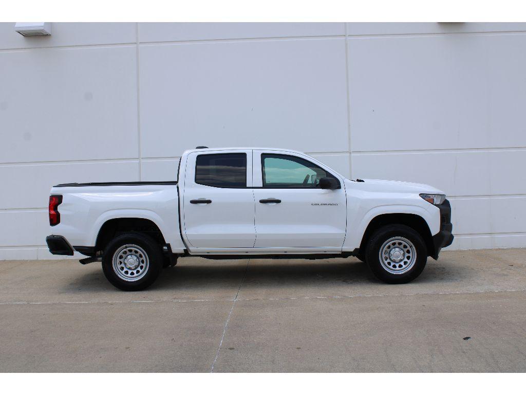 new 2025 Chevrolet Colorado car, priced at $28,648