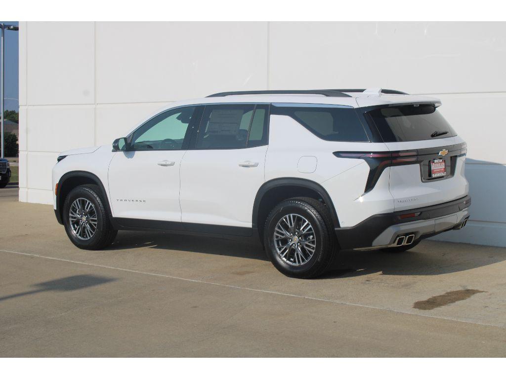 new 2026 Chevrolet Traverse car, priced at $45,651