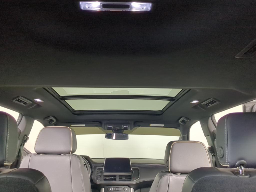 used 2022 GMC Yukon car, priced at $53,000