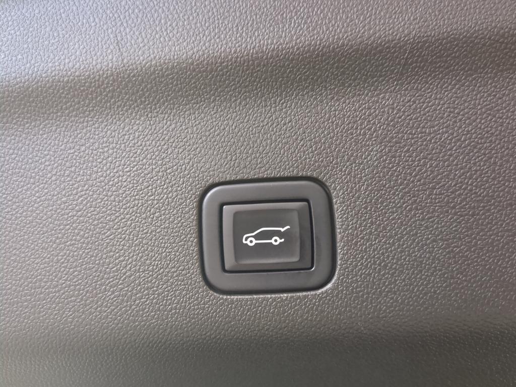 used 2022 GMC Yukon car, priced at $53,000