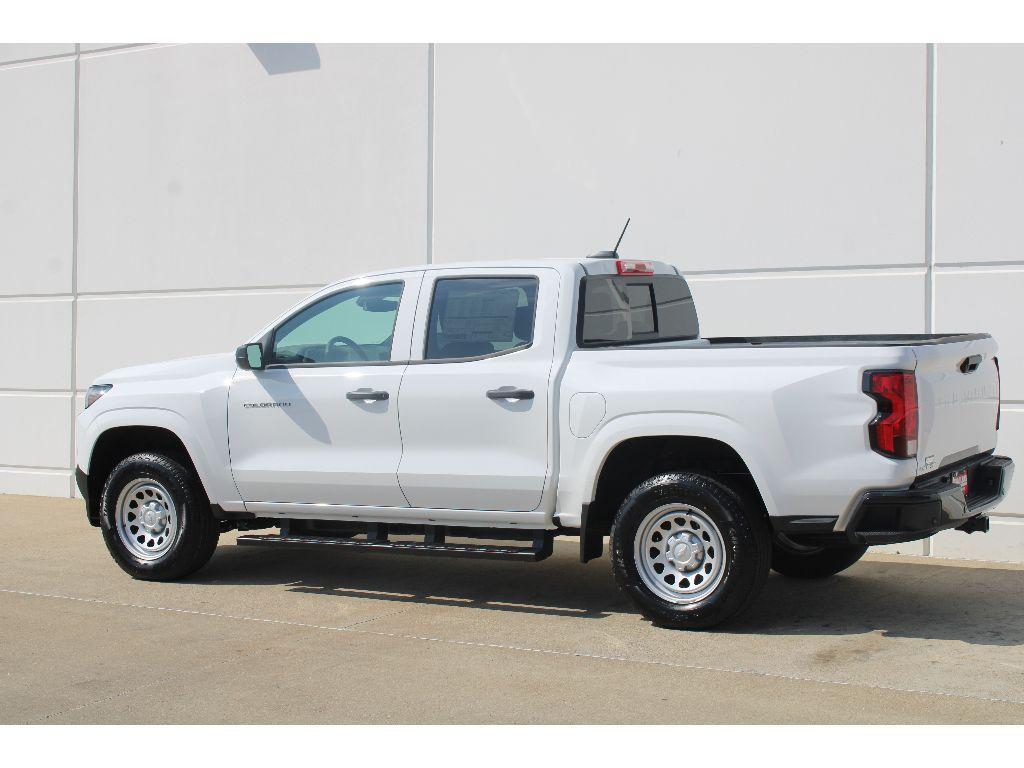 new 2026 Chevrolet Colorado car, priced at $33,243
