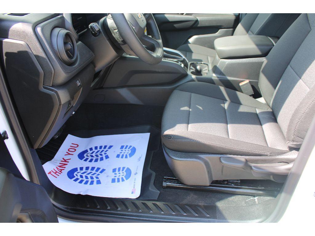 new 2026 Chevrolet Colorado car, priced at $33,243