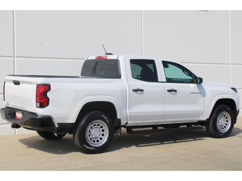 new 2026 Chevrolet Colorado car, priced at $33,243