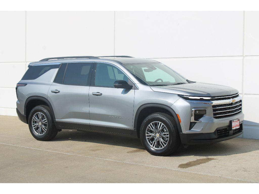 new 2026 Chevrolet Traverse car, priced at $46,561