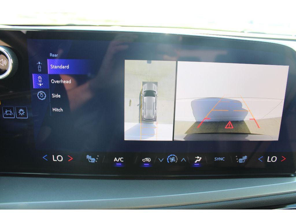 new 2026 Chevrolet Traverse car, priced at $46,561