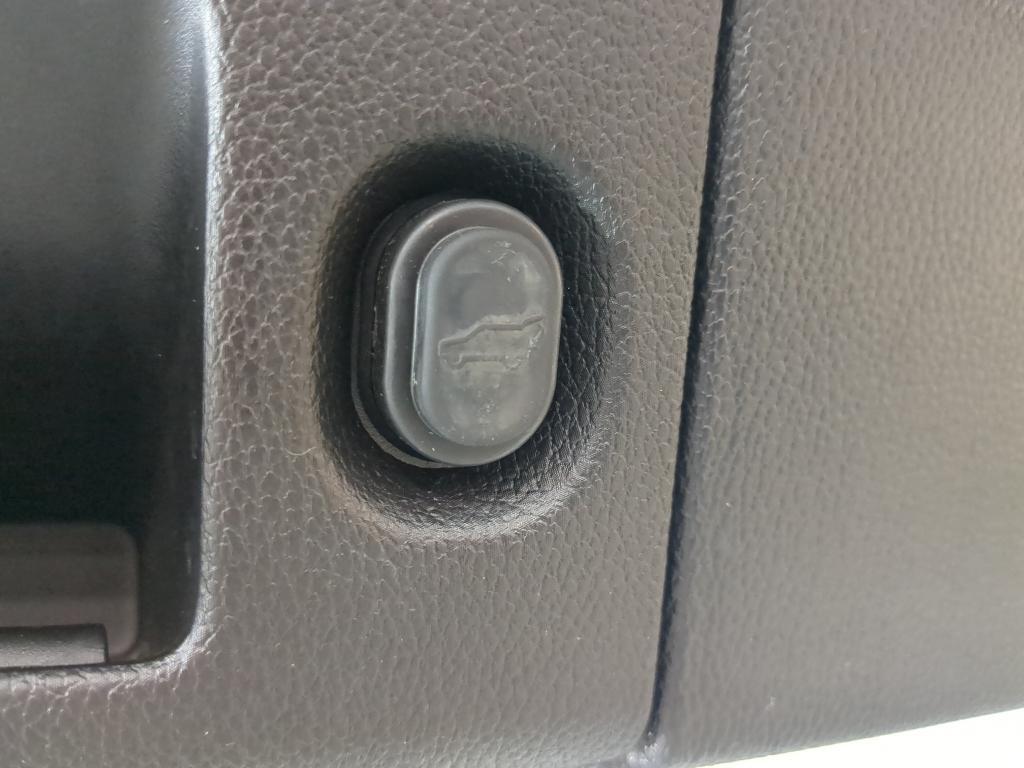 used 2018 GMC Yukon car, priced at $28,200