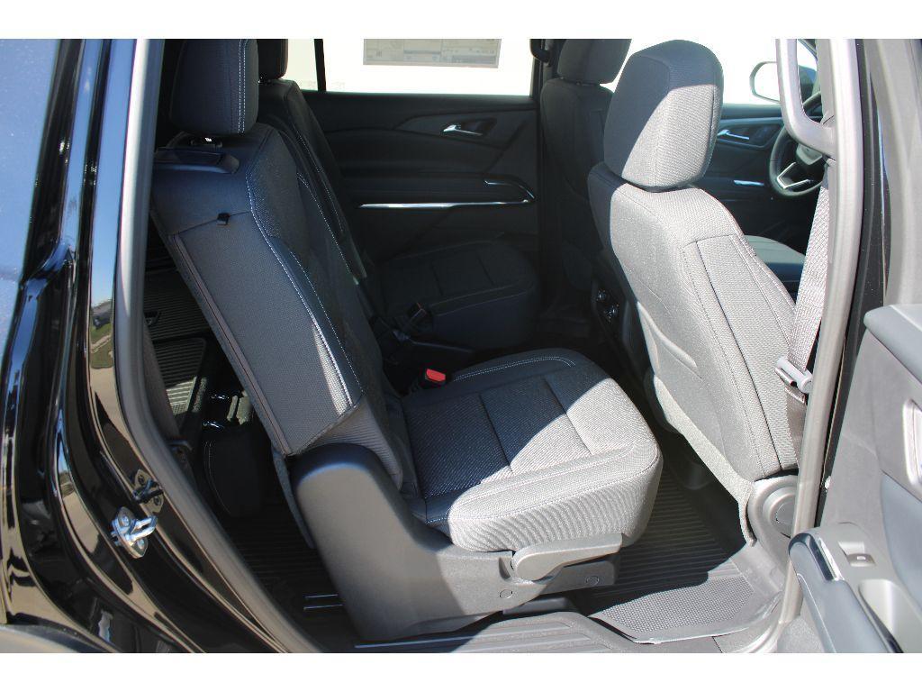 new 2026 Chevrolet Traverse car, priced at $45,650