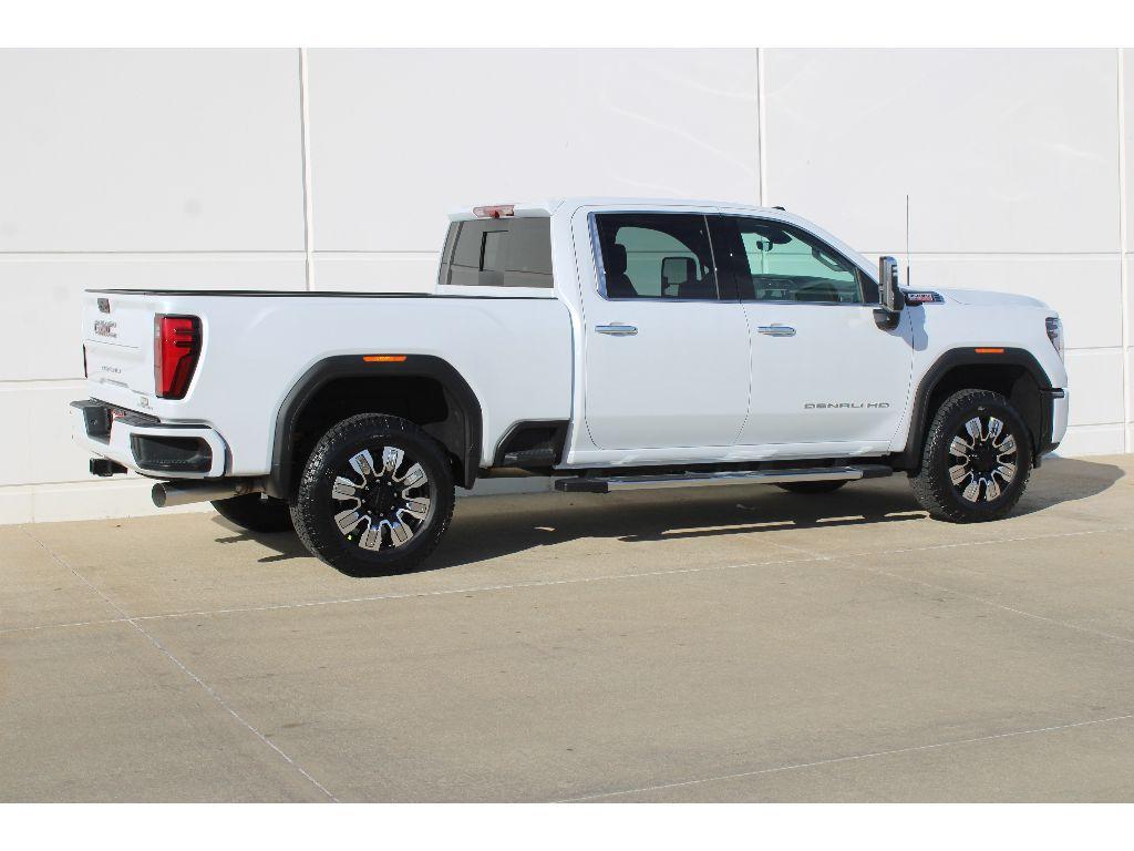 new 2026 GMC Sierra 2500 car, priced at $86,129