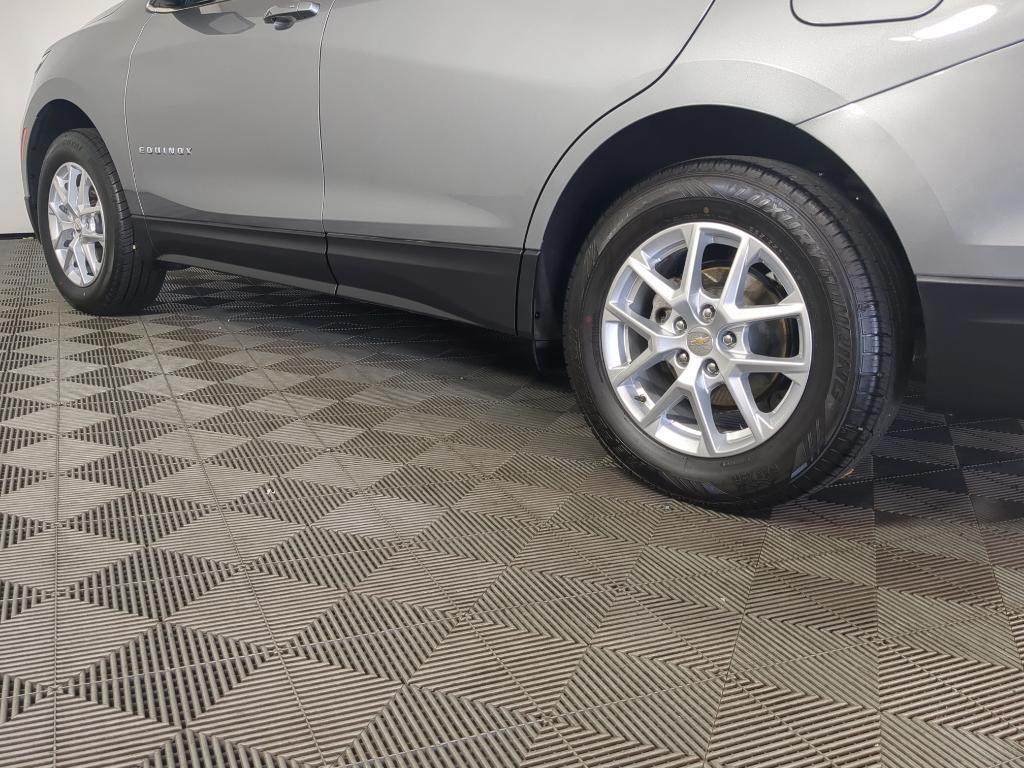 used 2024 Chevrolet Equinox car, priced at $24,250