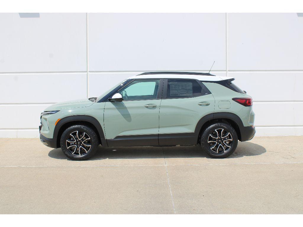 new 2026 Chevrolet TrailBlazer car, priced at $27,358