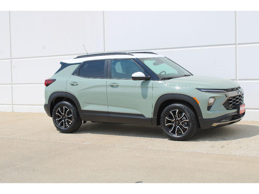 new 2026 Chevrolet TrailBlazer car, priced at $27,358