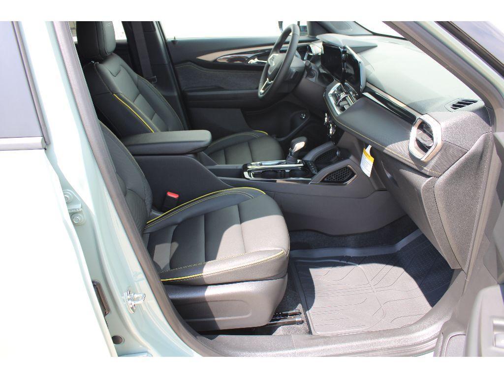 new 2026 Chevrolet TrailBlazer car, priced at $27,358