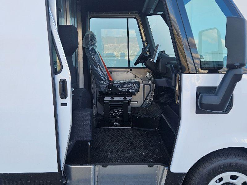 new 2025 Chevrolet BrightDrop 400 car, priced at $44,250