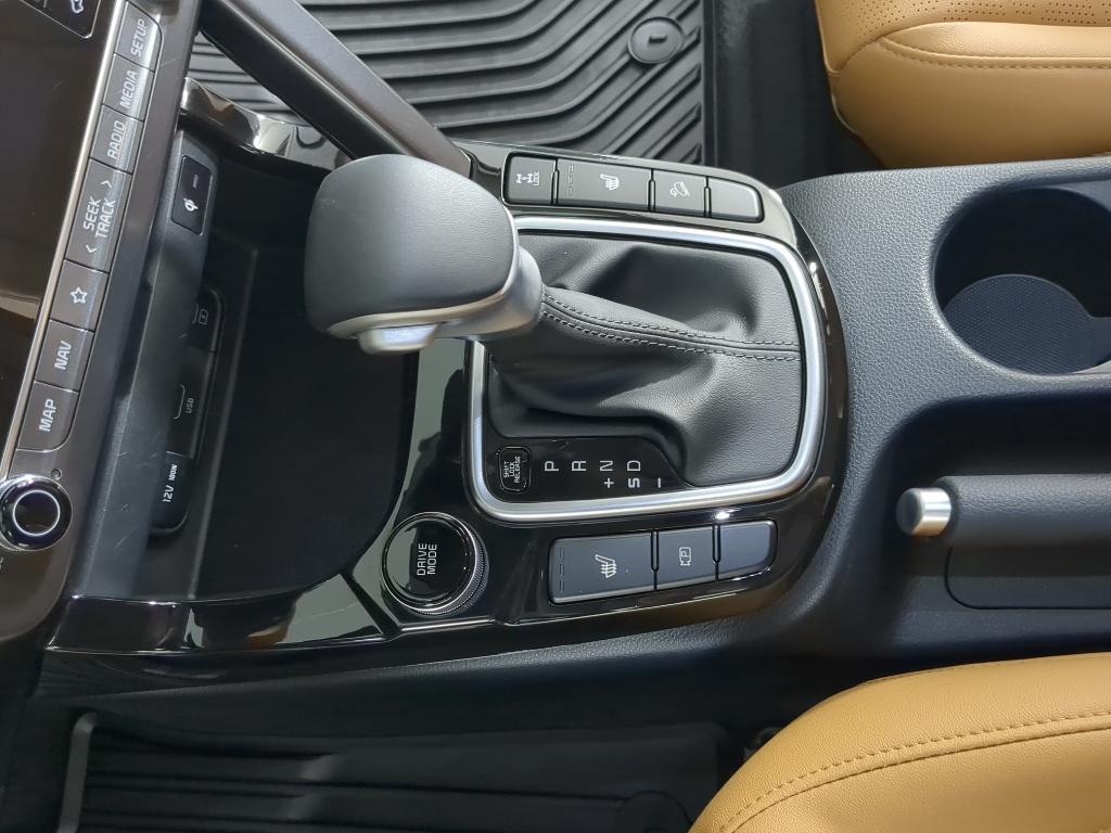 used 2024 Kia Seltos car, priced at $24,860