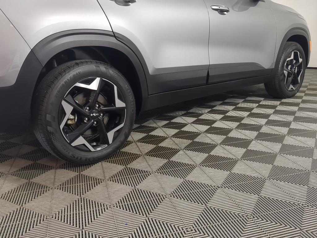 used 2024 Kia Seltos car, priced at $24,860