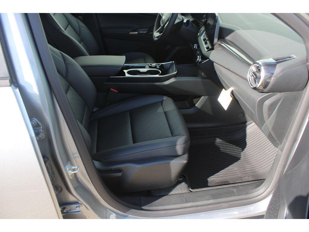 new 2026 Chevrolet Equinox car, priced at $34,569