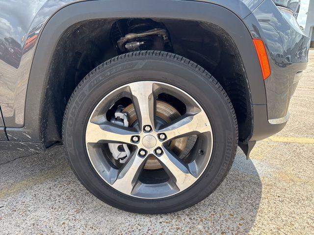 new 2025 Jeep Grand Cherokee L car, priced at $47,277