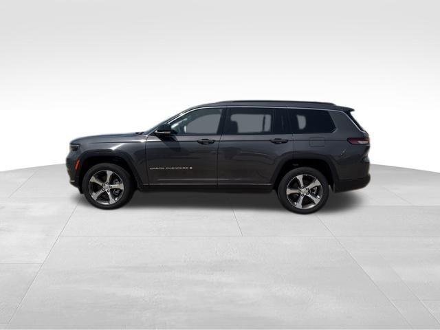 new 2025 Jeep Grand Cherokee L car, priced at $47,277