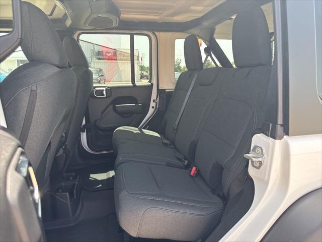 new 2025 Jeep Wrangler car, priced at $48,276