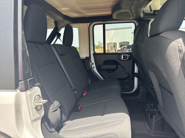 new 2025 Jeep Wrangler car, priced at $48,276