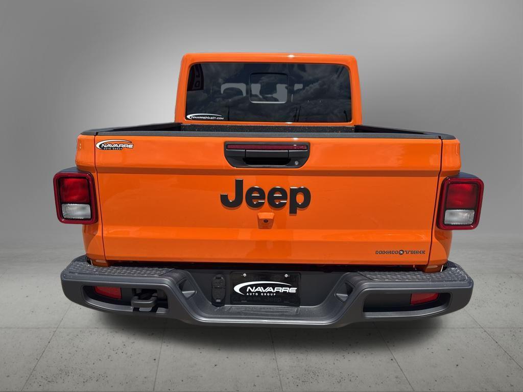 new 2025 Jeep Gladiator car, priced at $44,285