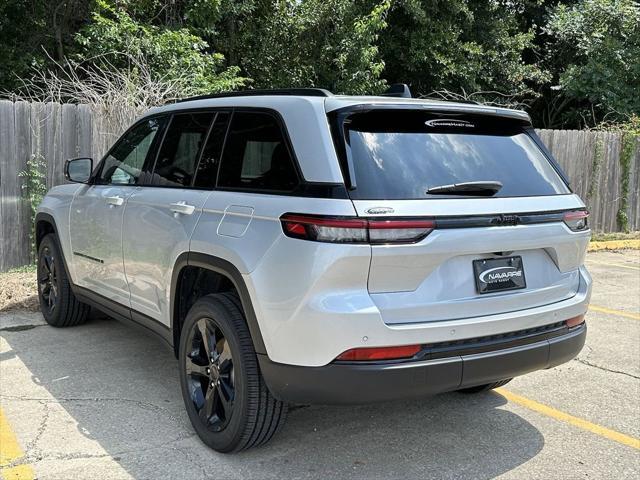 new 2024 Jeep Grand Cherokee car, priced at $36,675