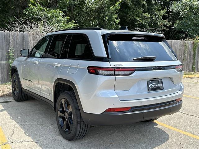 new 2024 Jeep Grand Cherokee car, priced at $41,675