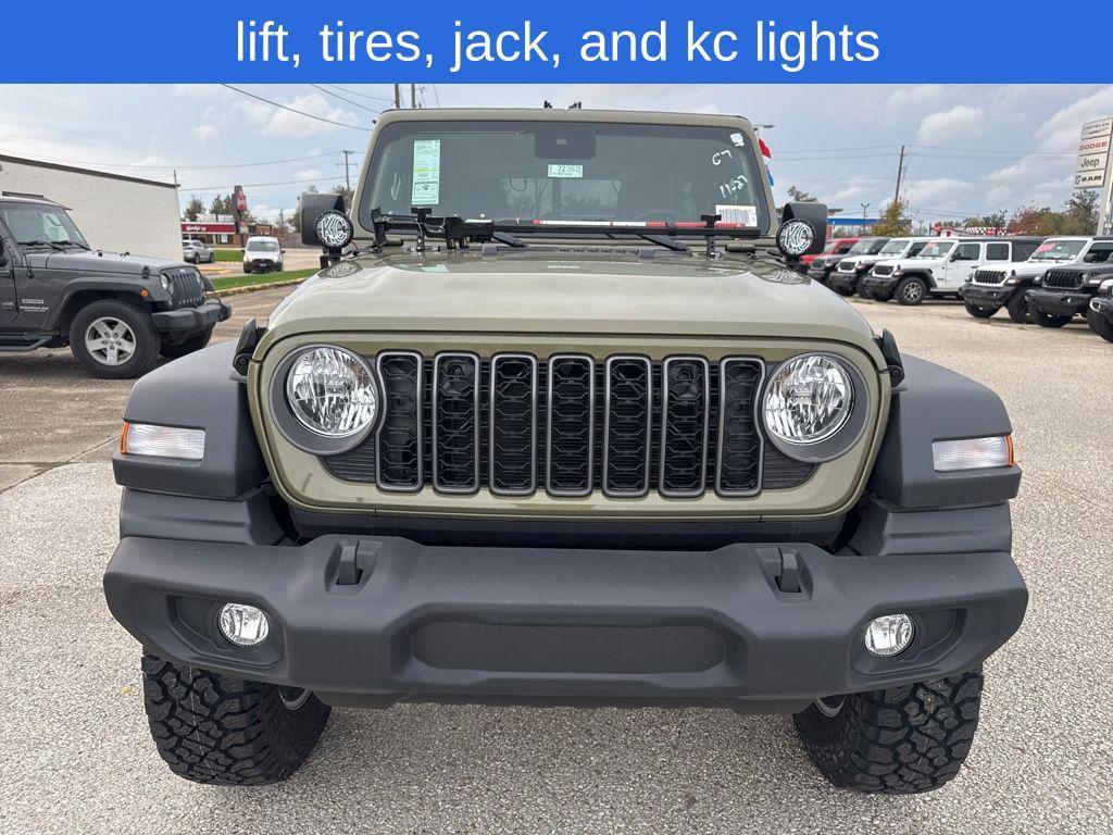 new 2025 Jeep Wrangler car, priced at $45,900
