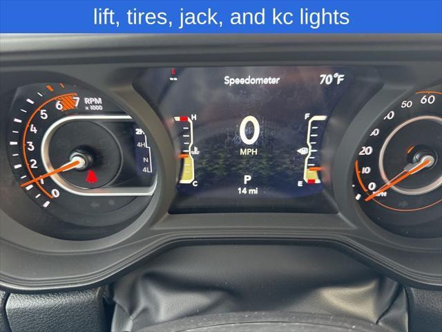 new 2025 Jeep Wrangler car, priced at $44,900